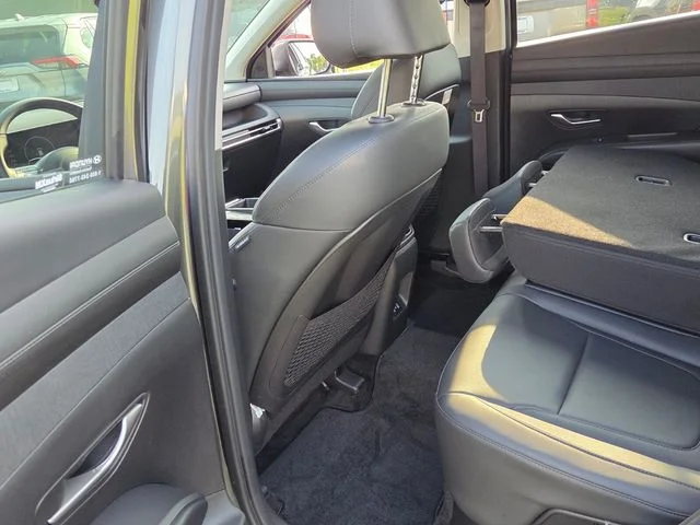 Used 2025 Gray Hyundai SEL Convenience image 7