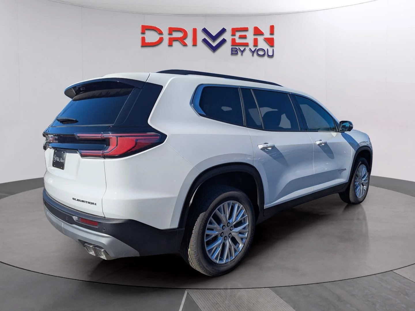 New 2026 Summit White GMC Elevation image 6