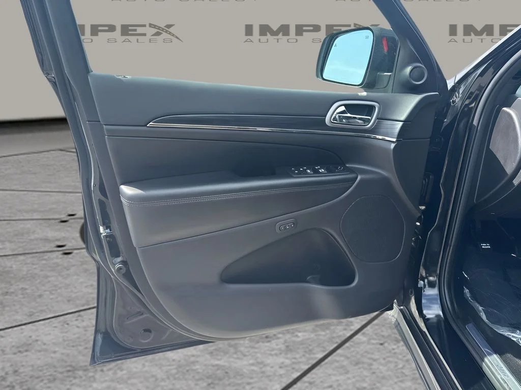 Used 2019 Black Jeep Limited X image 17