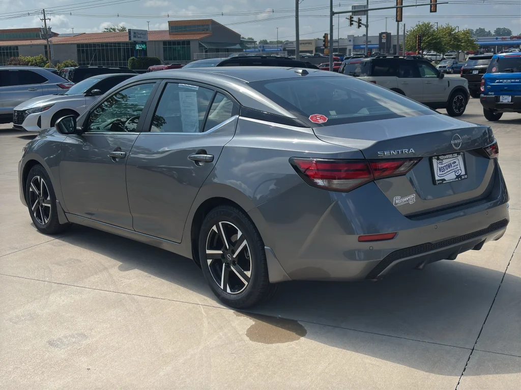 Used 2024 Gun Metallic Nissan SV image 5