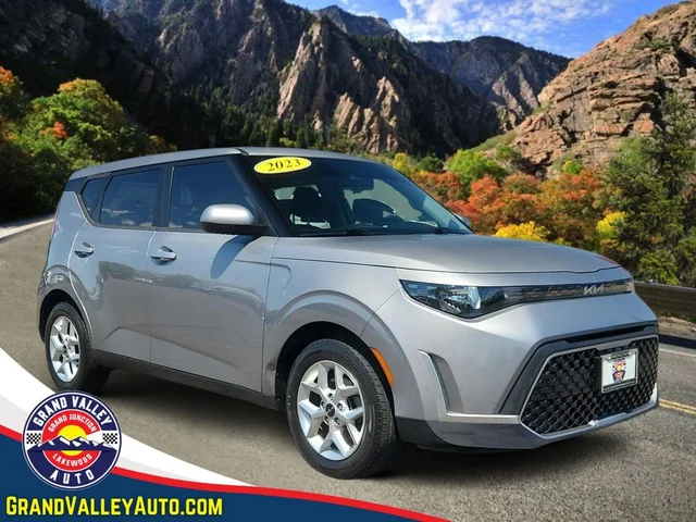 2023 Kia Soul LX