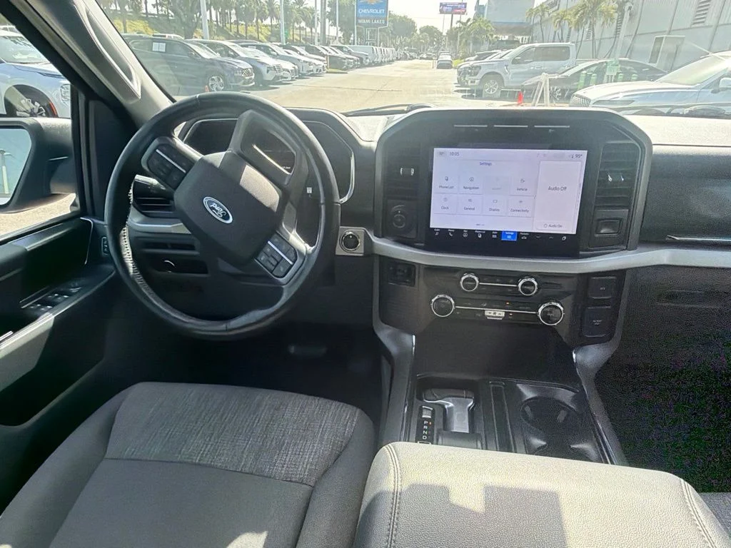 Used 2023 Silver Metallic Ford XLT image 10
