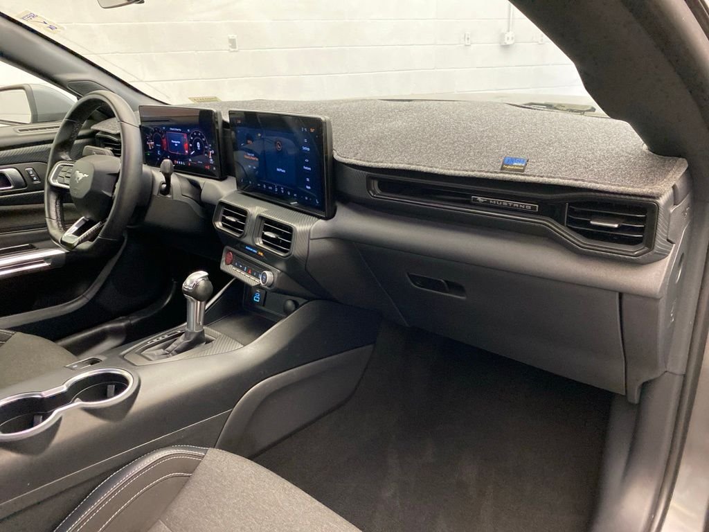 Used 2025 Gray Ford EcoBoost image 25