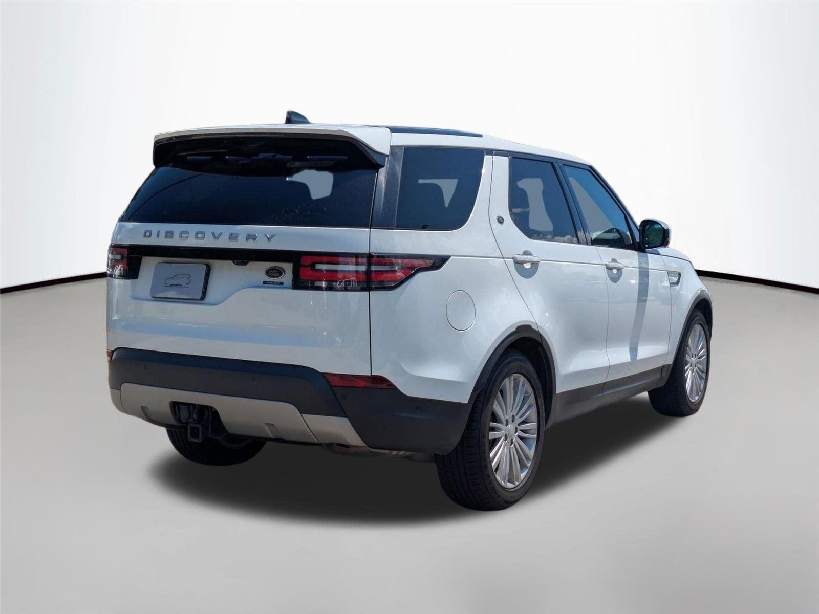Used 2018 Fuji White Land Rover HSE Luxury image 10