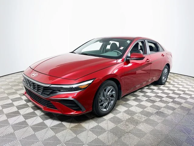 Certified Pre-Owned 2024 Hyundai Elantra SEL