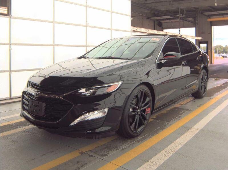Used 2022 Mosaic Black Metallic Chevrolet LT image 1