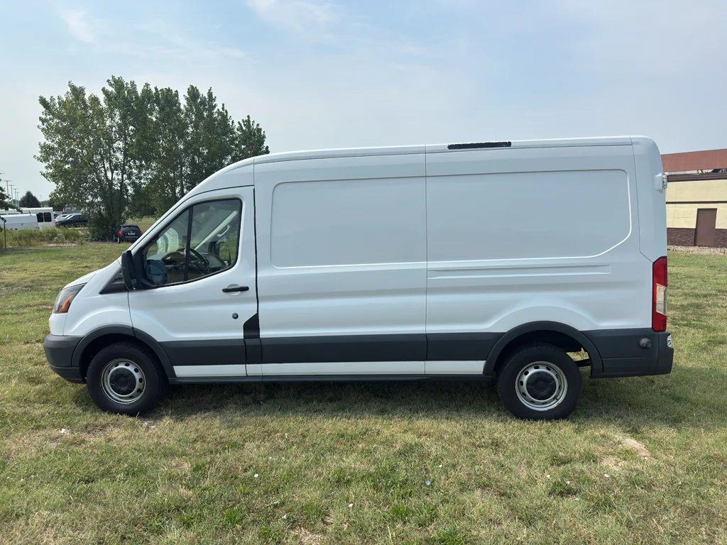 Used 2015 Oxford White Ford Base image 6