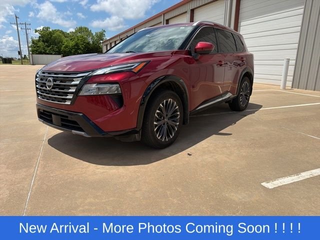 2024 Nissan Rogue Platinum AWD's photo