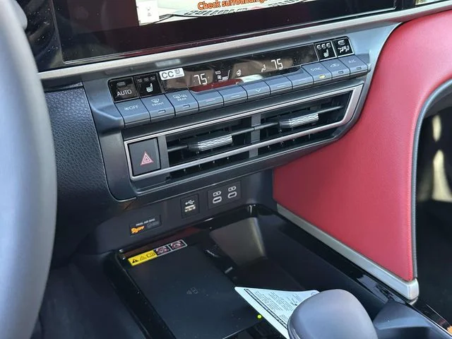 2026 Toyota Camry XSE - Photo 21