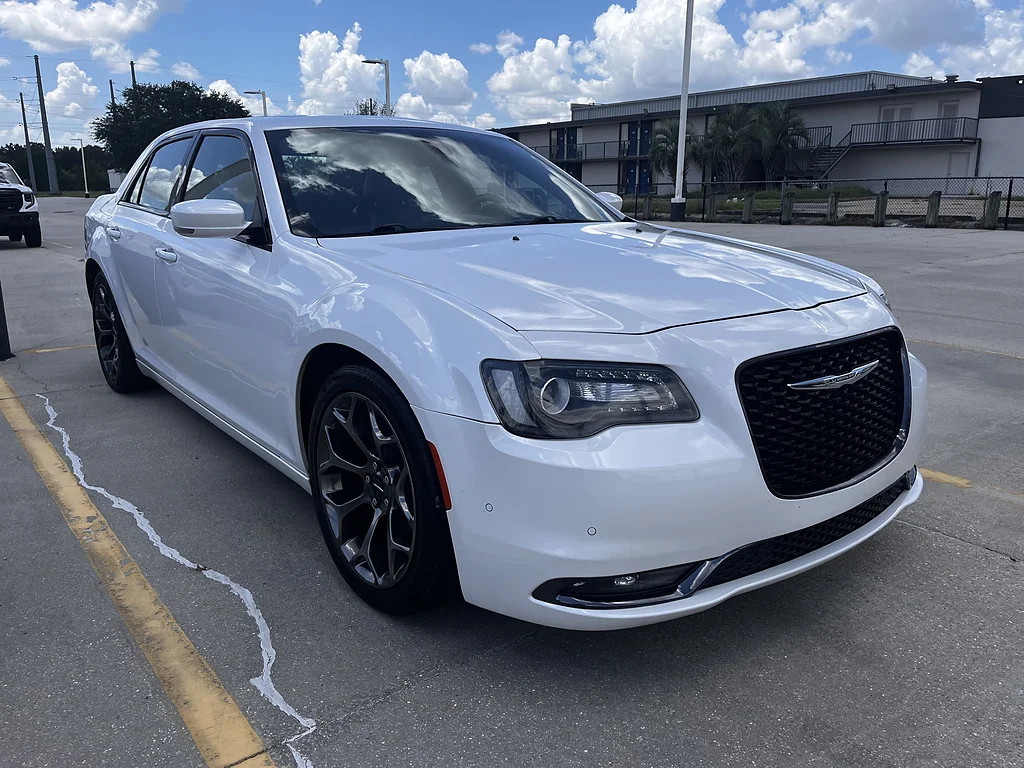 Used 2016 Bright White Clear Coat Chrysler S image 1