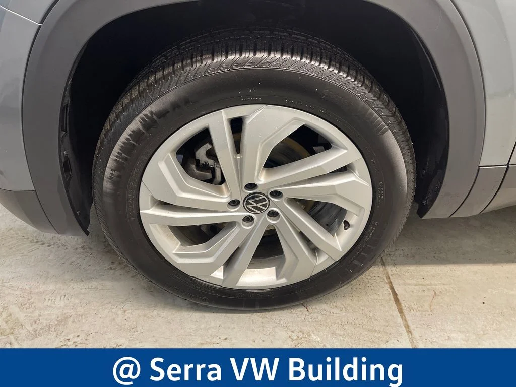 Used 2023 Gray Volkswagen 3.6L V6 SE w/Technology image 11