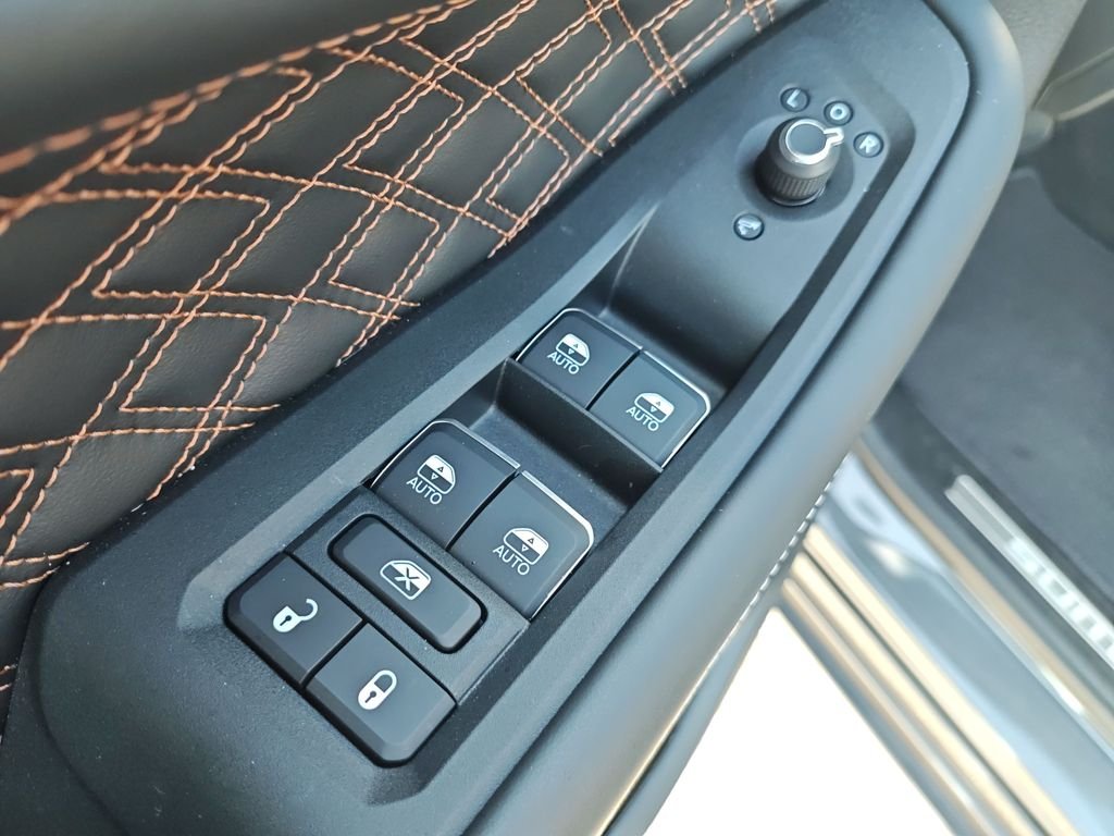 2025 Jeep Grand Cherokee L Summit - Photo 11