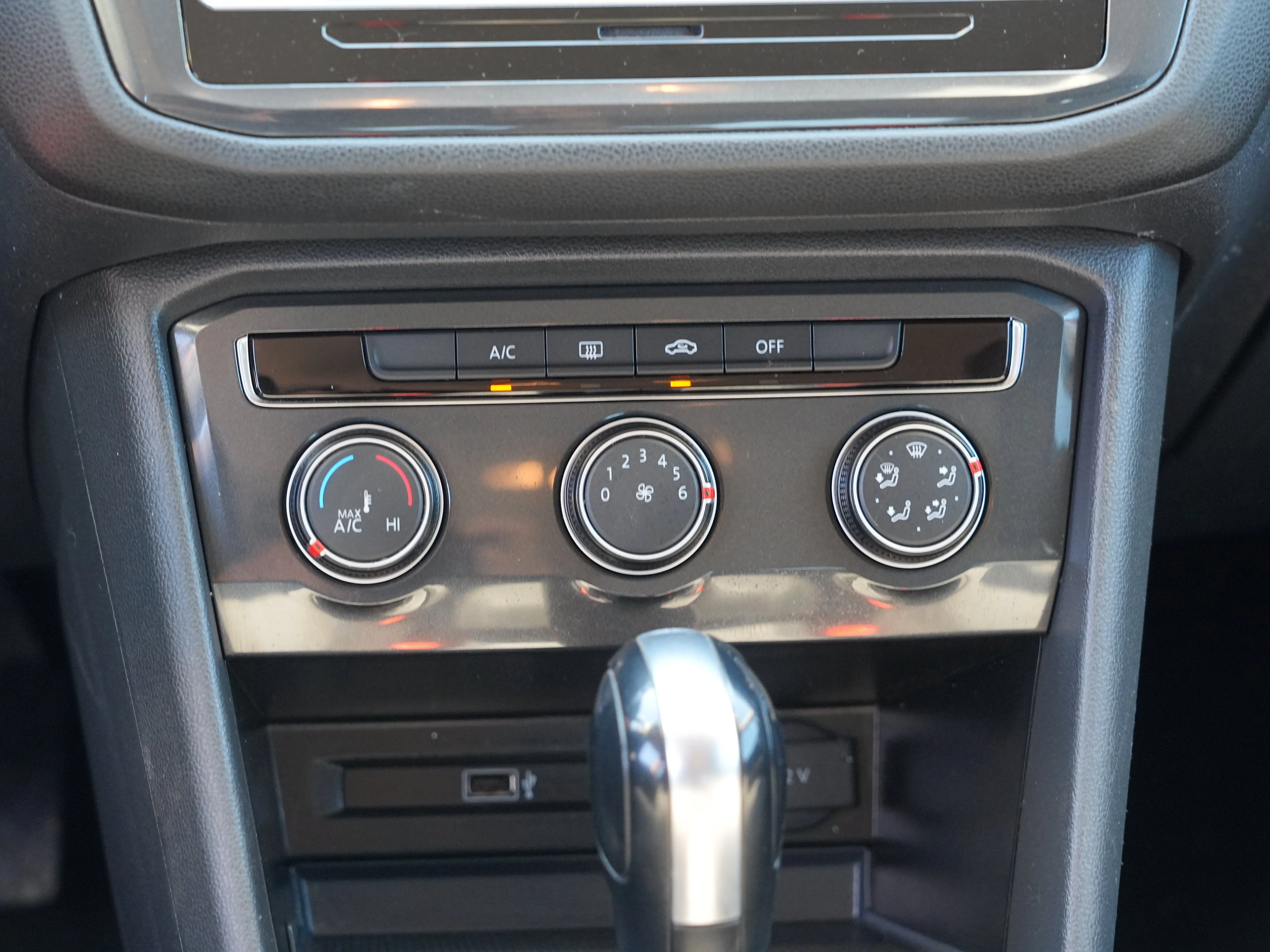 Used 2018 Cardinal Red Metallic Volkswagen S image 23