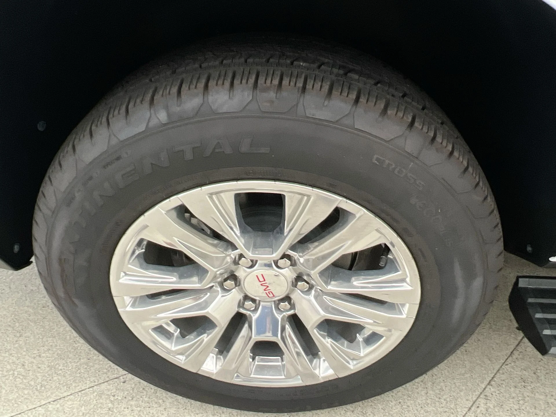 2026 GMC Yukon XL Denali - Photo 85