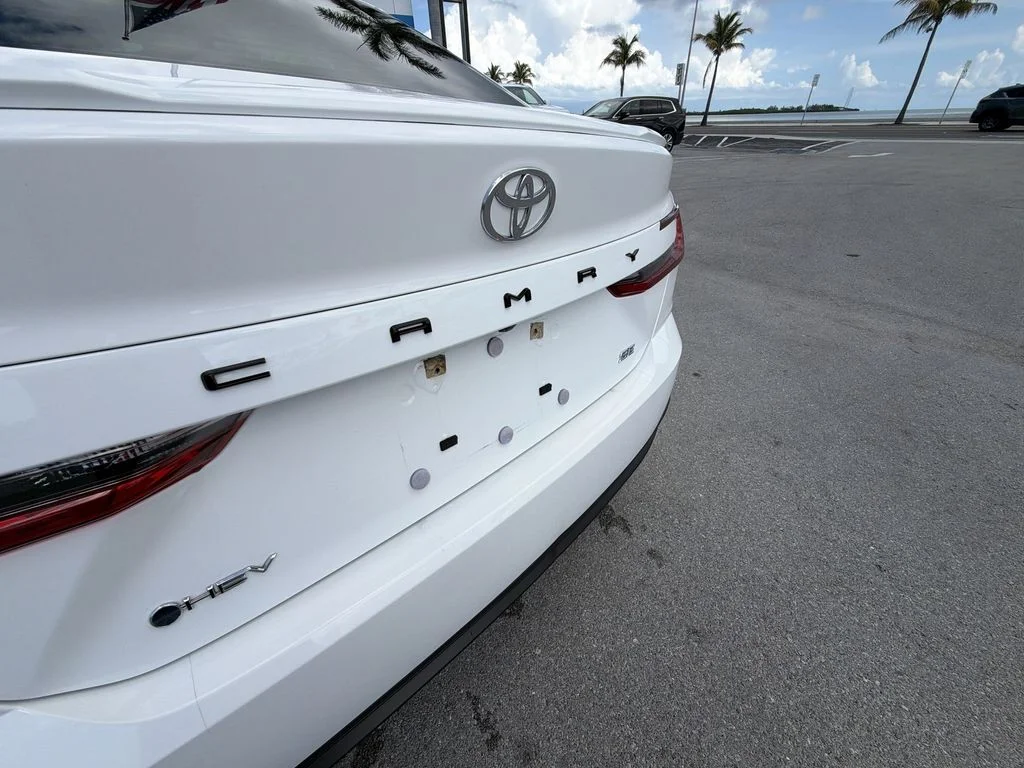 Used 2025 White Toyota SE image 39