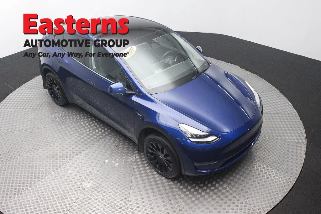 Used 2021 Blue Tesla Long Range image 3
