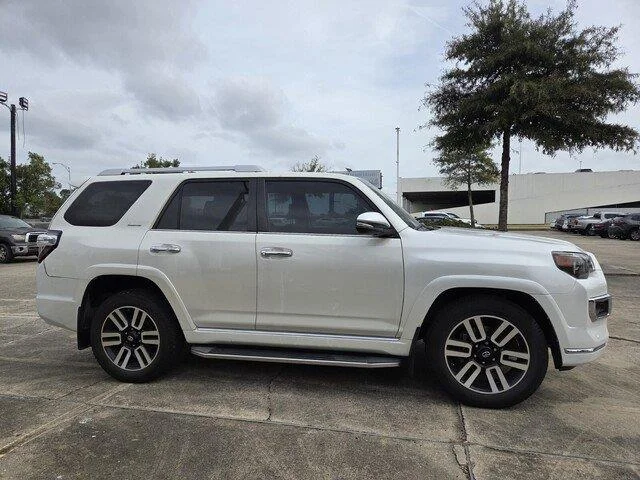 Used 2020 Blizzard Pearl Toyota Limited image 4