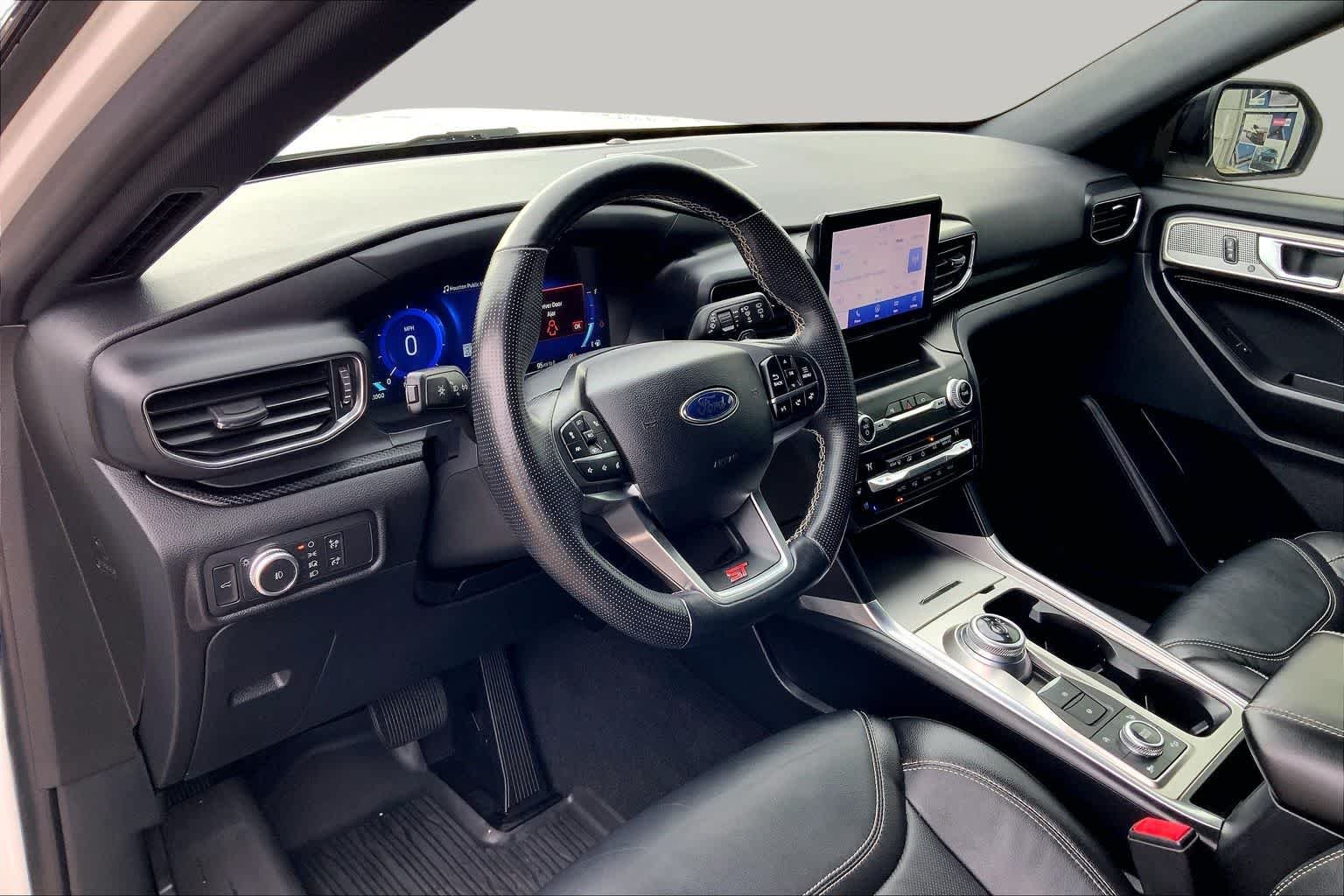 Used 2020 Star White Metallic Tri-Coat Ford ST image 16