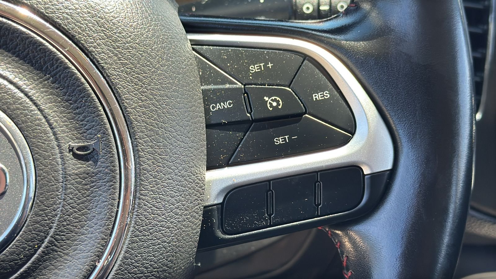 Used 2020 Black Jeep Trailhawk image 28