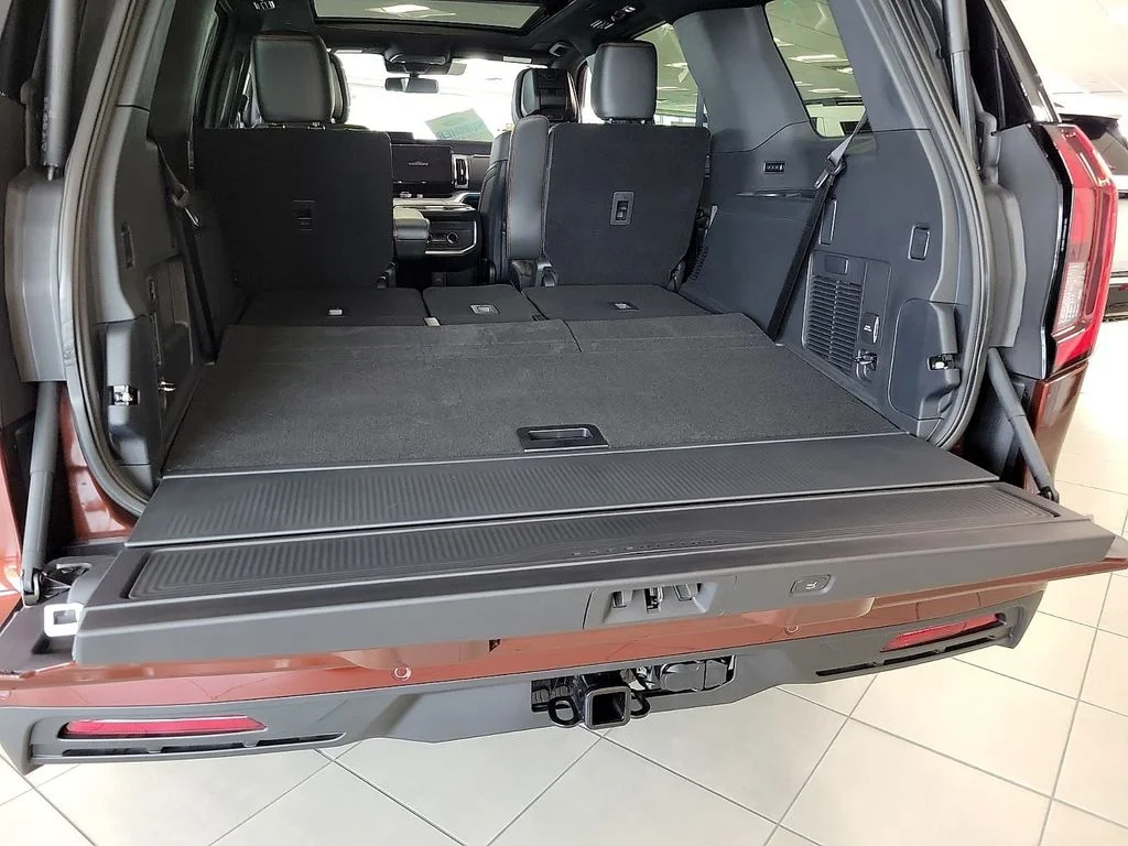 New 2027 Bronze Fire Metallic Tinted Clearcoat Ford Tremor® image 6
