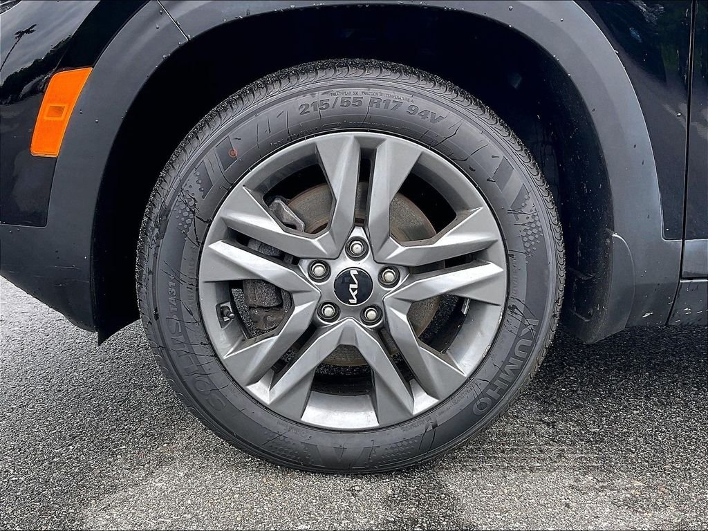 Used 2023 Cherry Black Kia LX image 7