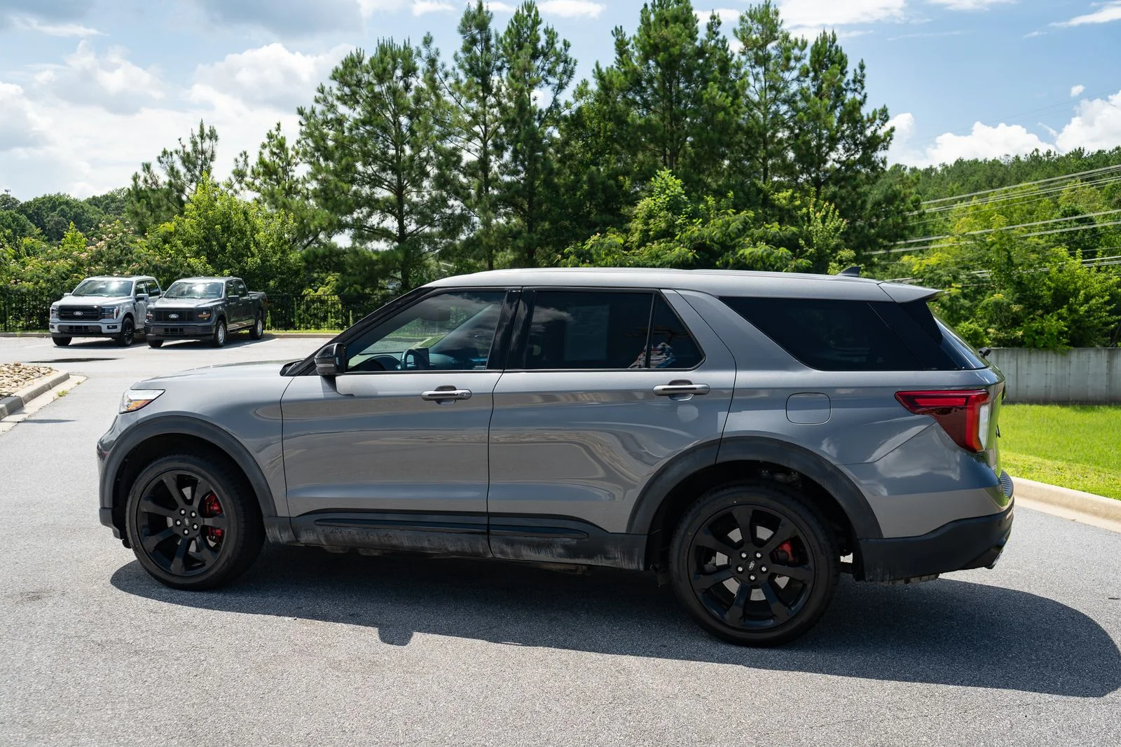 Used 2022 Gray Metallic Ford ST image 7