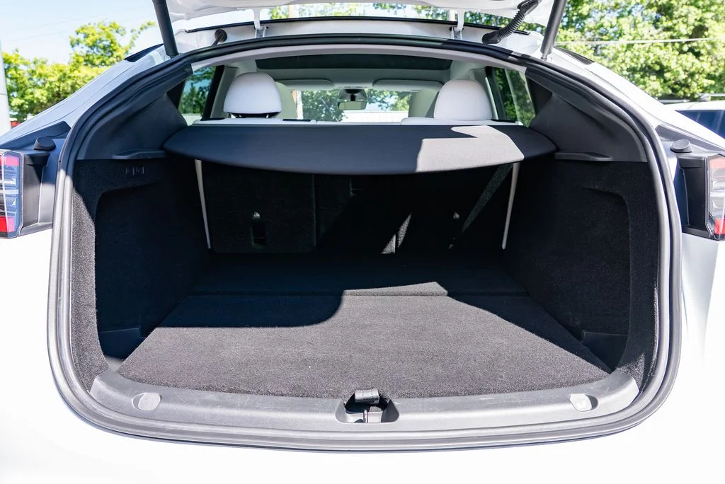 Used 2023 White Tesla Long Range image 8