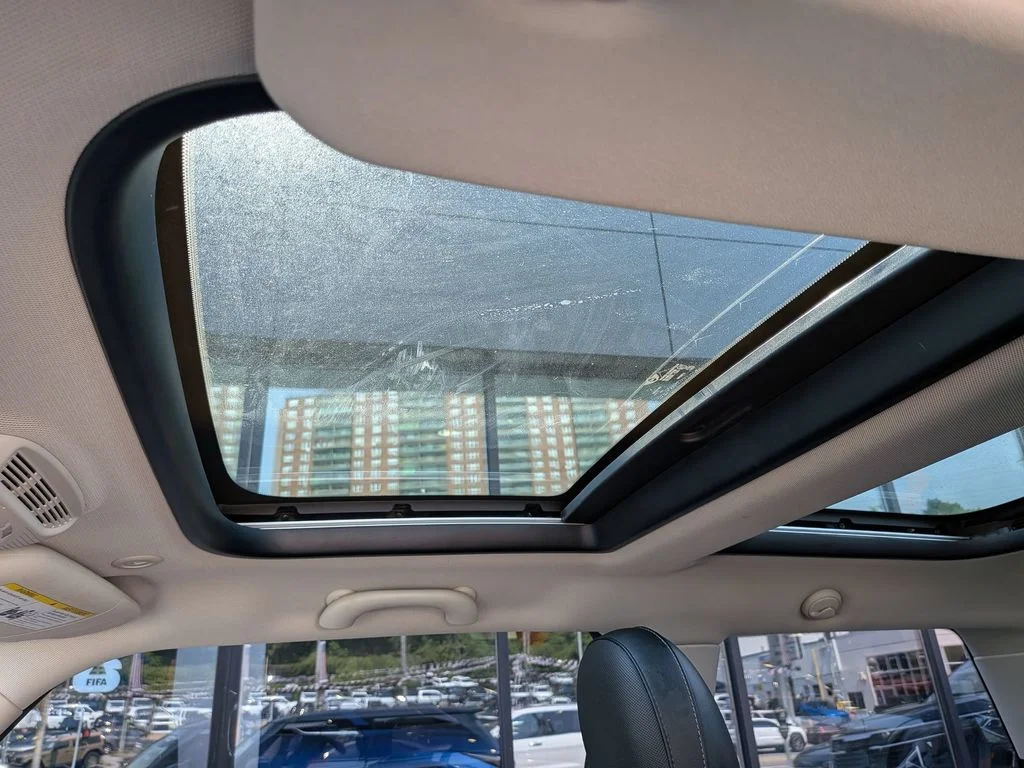 Used 2018 Black MINI Base image 20