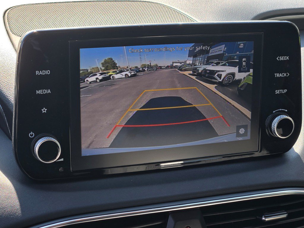 Used 2022 Quartz Hyundai XRT image 24