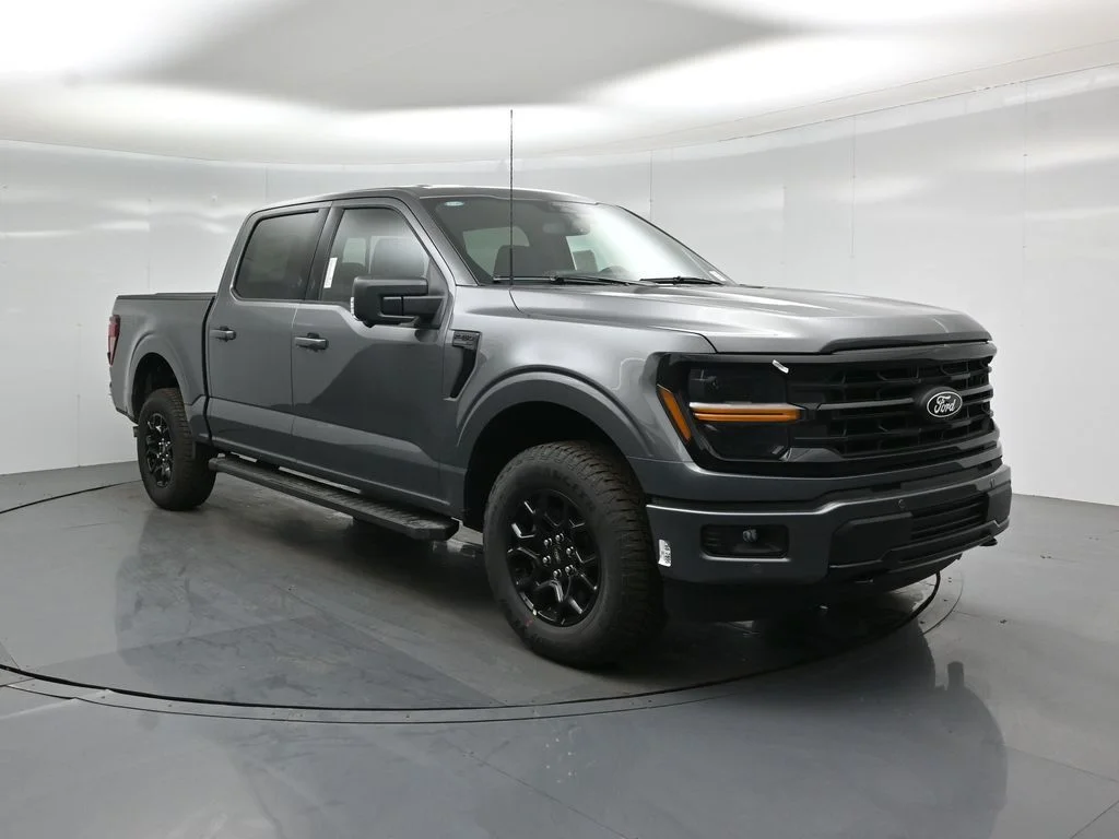 New 2026 Carbonized Gray Metallic Ford XLT image 51