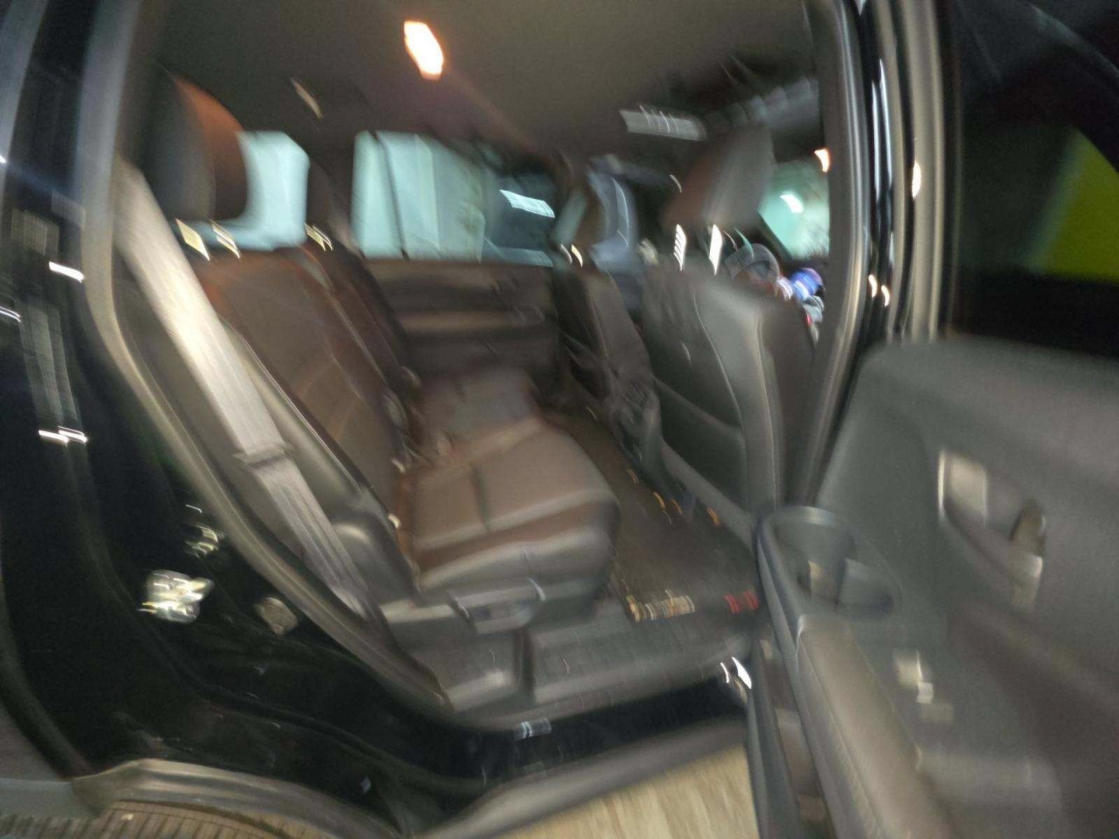 Certified Used 2023 Crystal Black Pearl Honda EX-L image 15