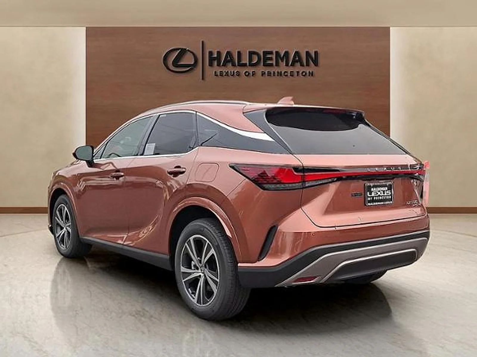 New 2026 Copper Crest Lexus Premium image 4