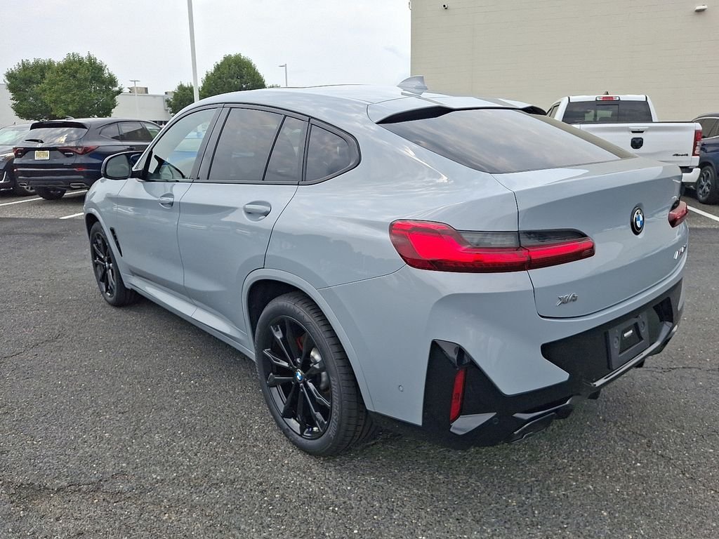 Used 2023 Brooklyn Grey Metallic BMW M40i image 4
