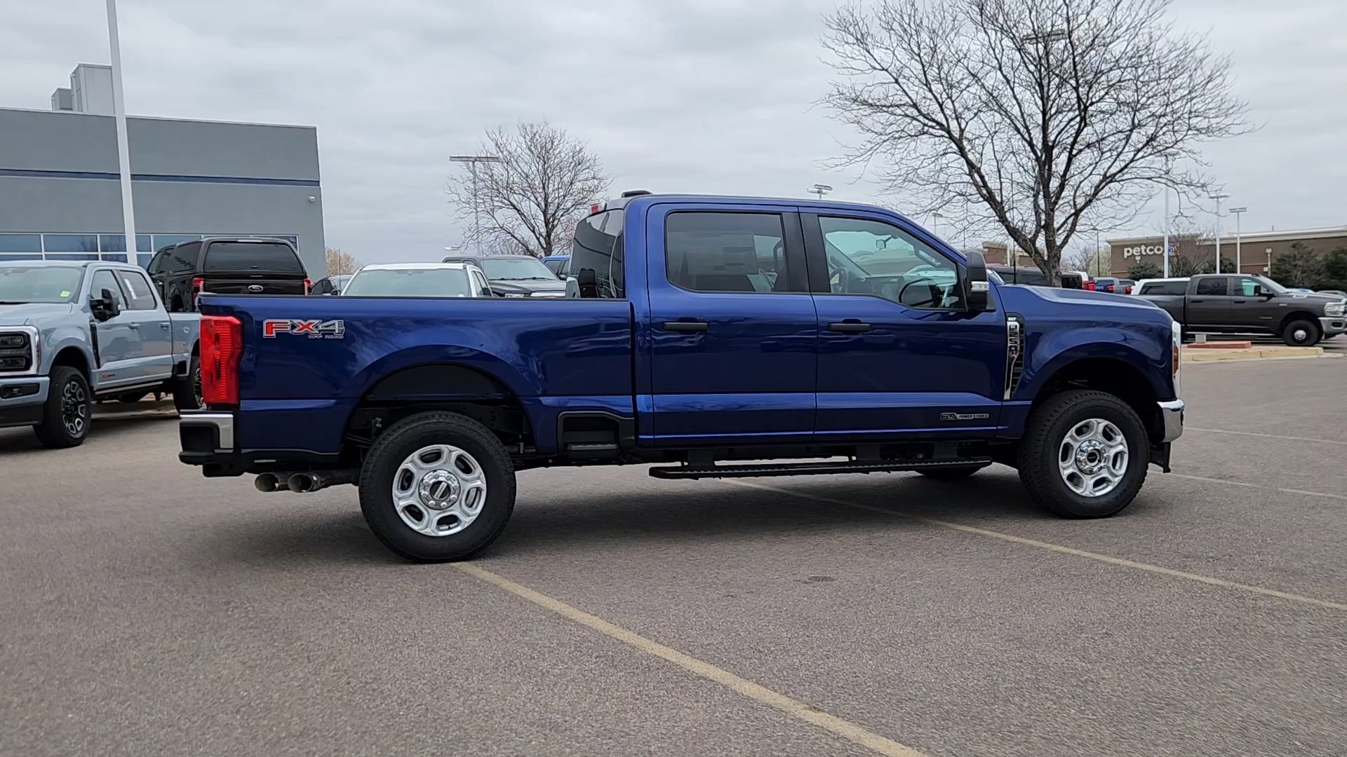 New 2026 Argon Blue Metallic Ford XLT image 12