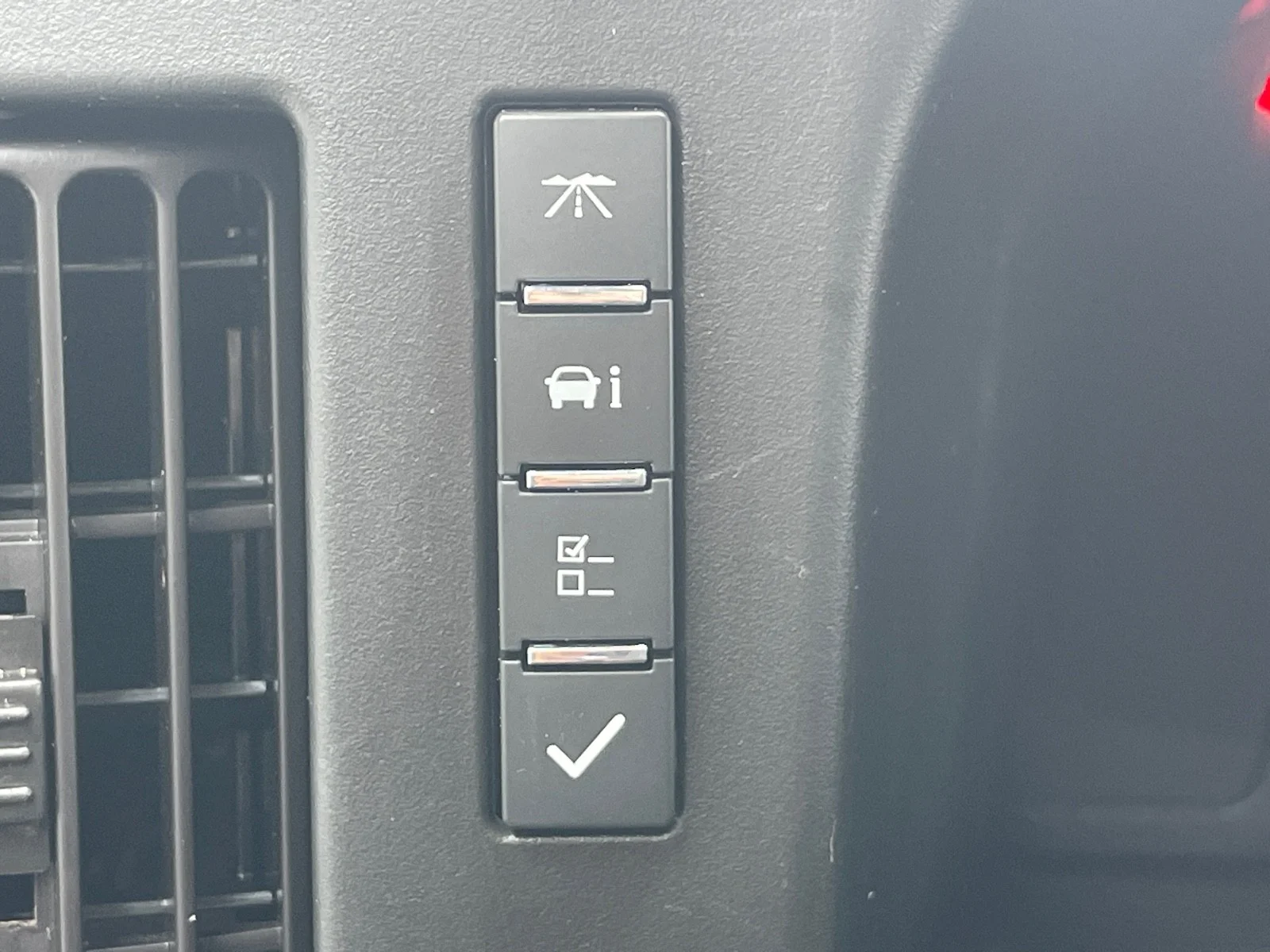 2023 Chevrolet Express Passenger LS - Photo 27