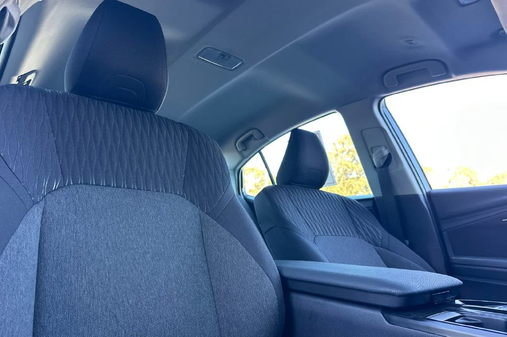 Certified Used 2025  Toyota LE image 16