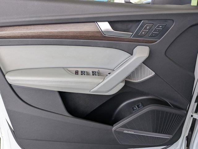 Used 2022 Glacier White Metallic Audi 45 S line Prestige image 19
