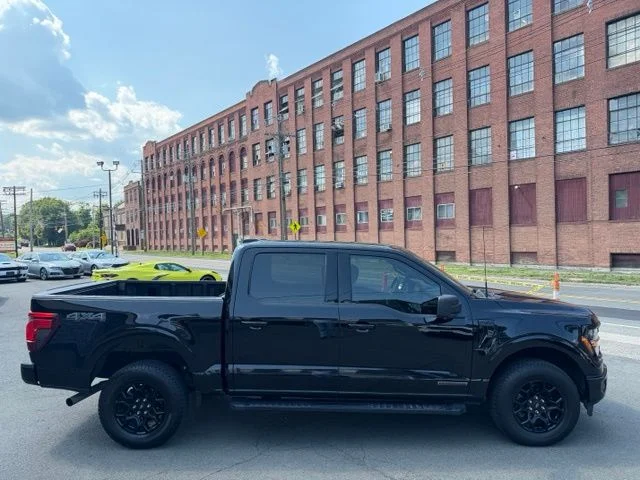 Used 2024 Black Ford XLT image 4