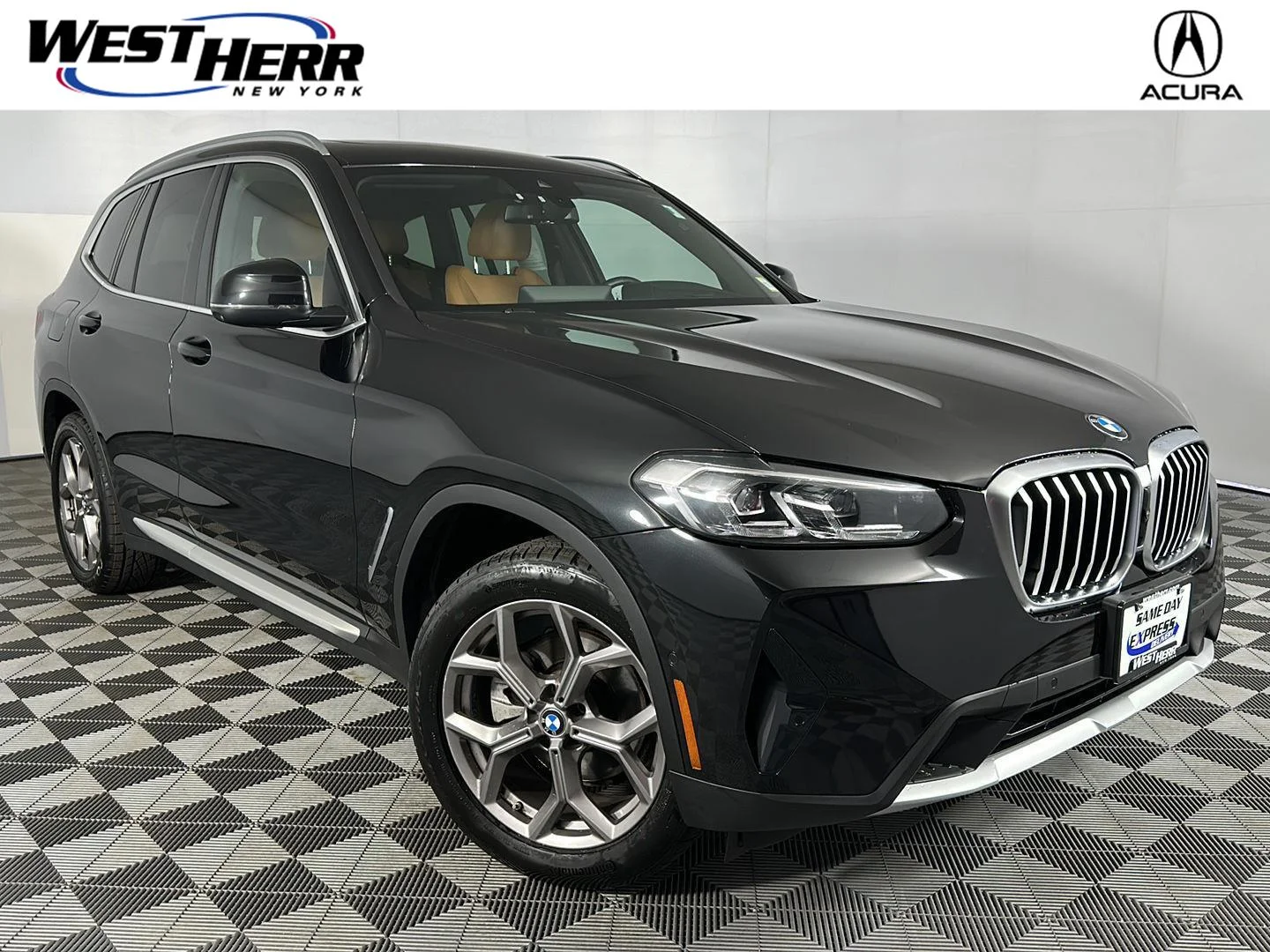 Used 2024 Black Sapphire Metallic BMW xDrive30i image 1