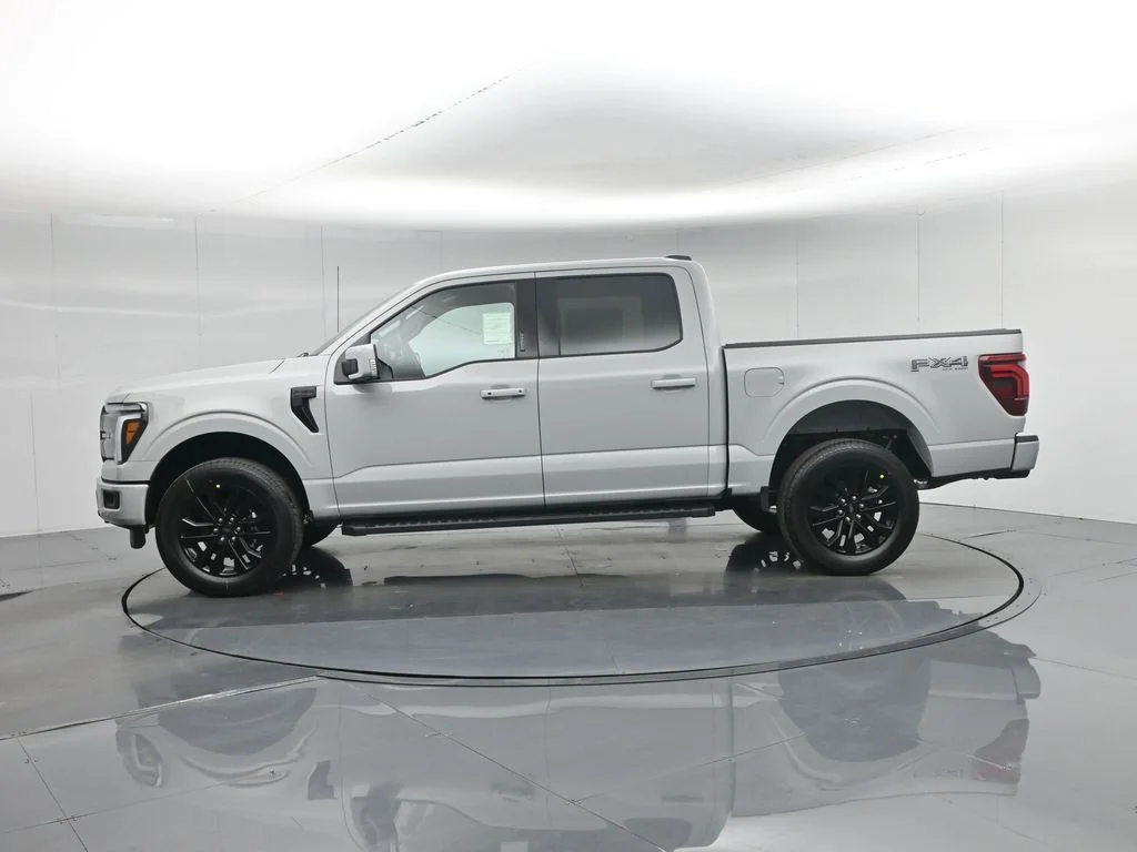 New 2026 Avalanche Ford Lariat image 36