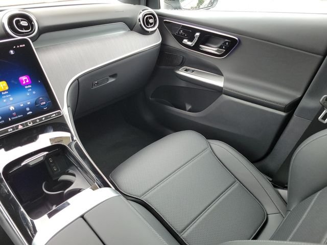 Used 2026 Black Mercedes-Benz GLC 300 image 15