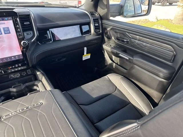 2026 RAM 1500 Limited - Photo 15