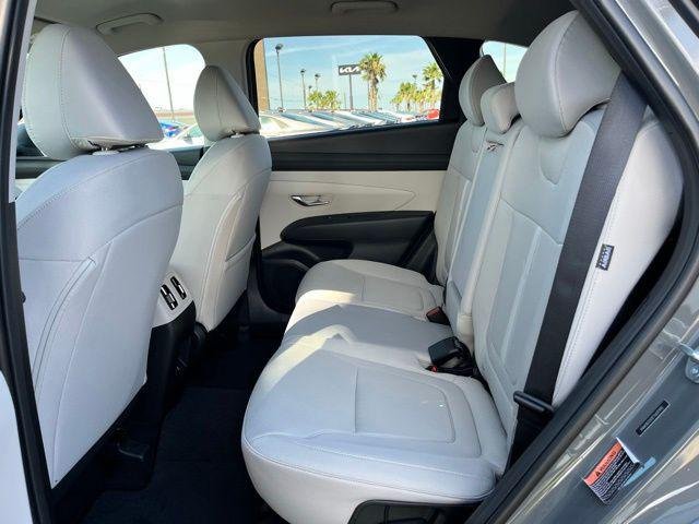 New 2026 Gray Hyundai SEL FWD image 17