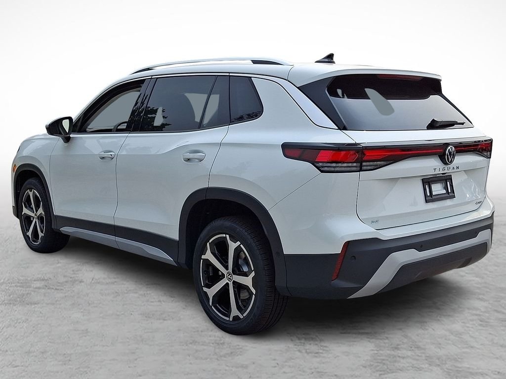 New 2026 White/off-white Volkswagen 2.0T SE image 3