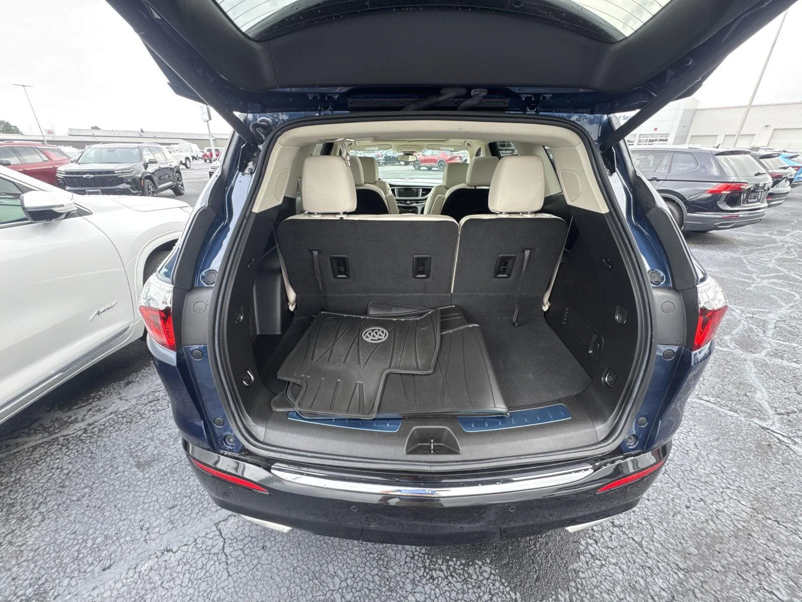 Used 2023 Emperor Blue Metallic Buick Essence image 11