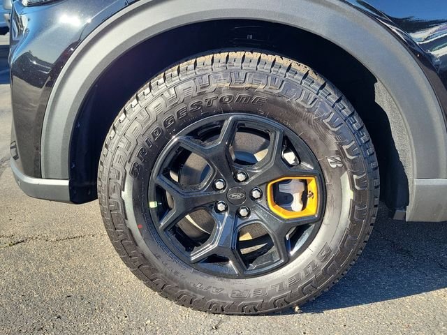 New 2026 Agate Black Metallic Ford Tremor® image 26