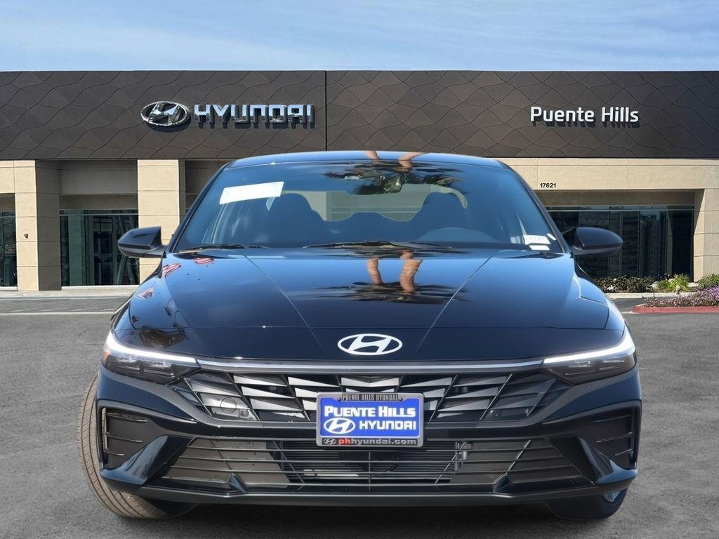 New 2026 Black Hyundai SEL Sport image 2
