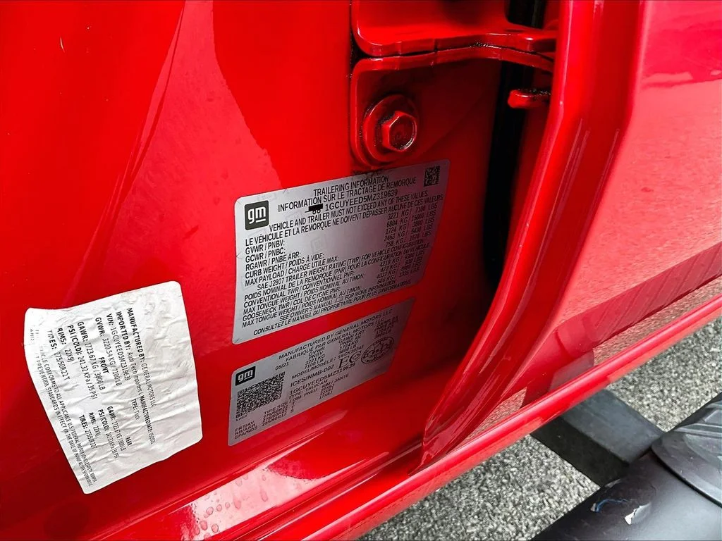 Used 2021 Red Chevrolet RST image 36