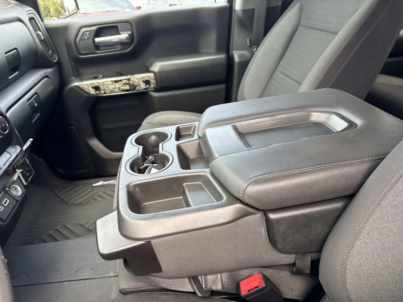 Used 2023 BLACK Chevrolet Custom Trail Boss image 26