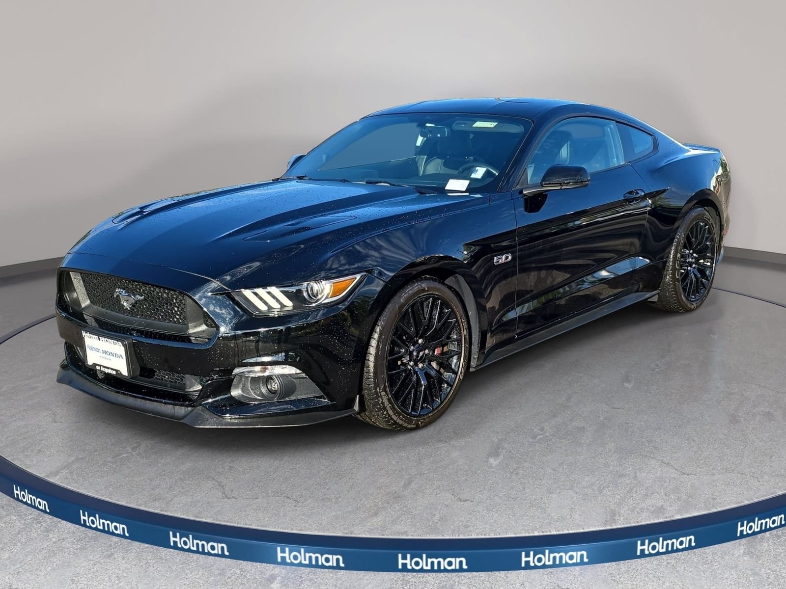 Used 2015 Black Ford GT Premium image 1